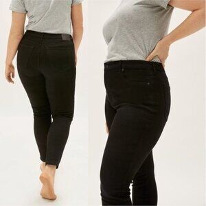 NEW Everlane The Curvy Authentic Stretch High Rise Skinny Jean 26 Crop Black